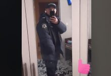 Photo of video | Un Tik-Tok în uniformă de polițist i-ar putea aduce o amendă de 2400 de lei