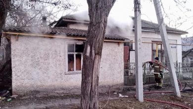 Photo of Două persoane au decedat în urma unui incendiu izbucnit într-o casă. Trupurile carbonizate, găsite de pompieri