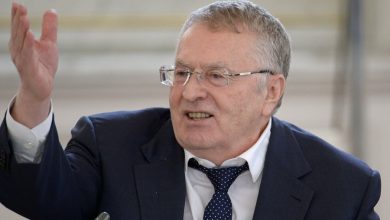 Photo of Jirinovski a ieșit din coma indusă medicamentos. Este conștient și comunică deja cu consilierii