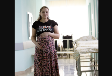 Photo of O ucraineană însărcinată a mers 12 ore pe jos pentru a ajunge în Moldova: Parcă am nimerit într-o altă lume. Atâta lume bună, adunată la un loc, nu am mai văzut niciodată