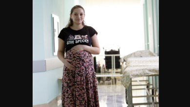 Photo of O ucraineană însărcinată a mers 12 ore pe jos pentru a ajunge în Moldova: Parcă am nimerit într-o altă lume. Atâta lume bună, adunată la un loc, nu am mai văzut niciodată