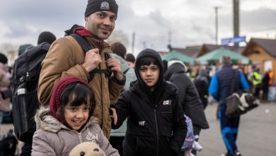 Photo of „Am fugit de un război, iar acum a început altul”. Momente grele pentru un afgan refugiat acum un an în Ucraina