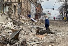 Photo of Consecințele invaziei ruse în Ucraina: Au fost distruse peste 4000 de clădiri rezidențiale, 92 de fabrici, 378 de școli și 12 aeroporturi