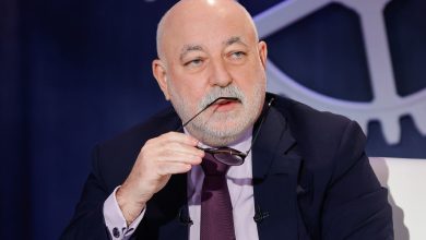 Photo of Noile sancțiune impuse de SUA: Sunt vizați un oligarh rus, parlamentarii și familia purtătorului de cuvânt al lui Putin