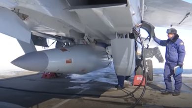 Photo of Rusia susține că a folosit în premieră rachete hipersonice „Kinjal”, care ar sfida toate sistemele de apărare antiaeriană