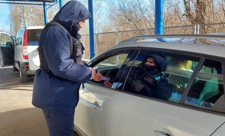 Photo of Procesul de documentare a străinilor va fi simplificat. Mai multe acte normative în acest sens, modificate de Guvern