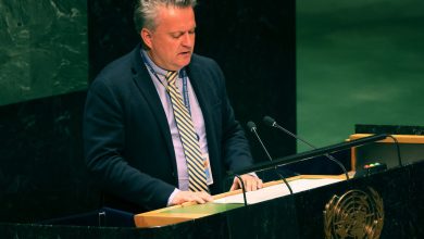 Photo of foto | Scrisoarea unui copil ucrainean către mama sa moartă, citită la ONU: „Voi încerca să mă port bine, ca să ajung și eu în rai”