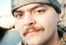 Photo of Un britanic care luptă în Mariupol şi-a anunţat familia că se va preda ruşilor