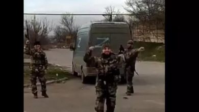 Photo of video | Cum sărbătoresc cecenii „eliberarea” Mariupolului: Trag fără motiv în aer și dansează pe străzi