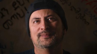 Photo of Un bărbat care vorbește 40 de limbi străine, dintre care 24 fluent, inclusiv româna, curăță covoare la Washington