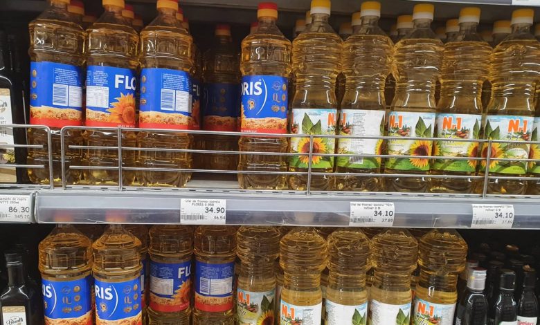 Photo of Au scăzut prețurile la uleiul de floarea soarelui. Cât costă acum 1 litru în magazinele din Chișinău