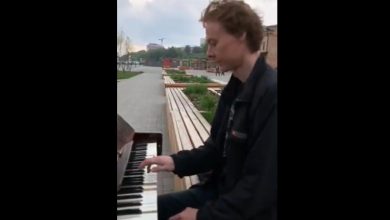 Photo of video | Un rus a fost condamnat pentru „propagandă nazistă” pentru că a cântat la pian imnul Ucrainei