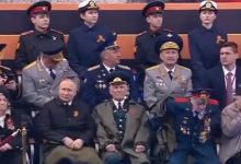 Photo of video | Putin și-a acoperit picioarele cu o pătură la parada de la Moscova. Scenariul în care suferă de o boală pare tot mai plauzibil