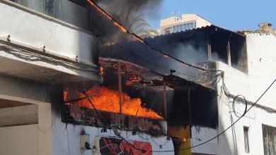Photo of Turiști arestați în Spania, după ce au aruncat mucuri de țigară de pe balconul hotelului, provocând un incendiu