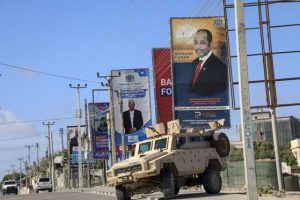 Explozii în locul unde au loc alegerile prezidențiale în Somalia: Dintr-o populație de 16 milioane, votează doar 329 de persoane