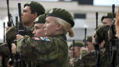 Photo of Finlanda, armata formidabilă care veghează la hotarul cu Rusia: „Privim cu 100 de ani înapoi şi 100 înainte”