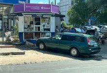 Photo of foto | Accident în sectorul Ciocana: O mașină a fost proiectată într-un chioșc