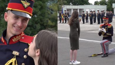 Photo of video | Un soldat și-a cerut prietena de soție la ceremonia aniversării a 30 de ani de la înființarea Gărzii de Onoare