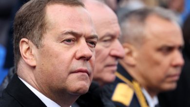 Photo of Dmitri Medvedev nu exclude dispariția Ucrainei. „Cine a spus că în doi ani va mai exista pe harta lumii?”