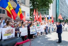 Photo of foto | Socialiștii protestează în fața Ministerului Finanțelor: „Rușine”, „Opriți scumpirile”