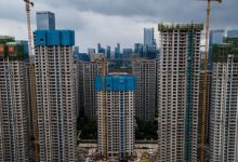 Photo of China: Dezvoltatorii imobiliari disperaţi acceptă plăți în grâu sau usturoi