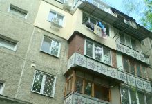 Photo of Chișinău: Un copil de 3 ani a murit după ce a căzut de la geamul apartamentului: Se sprijinise de plasă