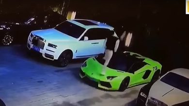 Photo of video | După o noapte de beție, un tânăr a aflat că a distrus patru mașini de lux și are de plătit o sumă enormă