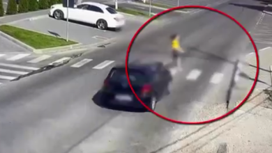 Photo of video | Durlești: Momentul în care o minoră a fost lovită de o mașină pe trecerea de pietoni