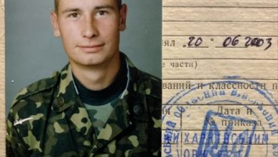 Photo of „Atât a mai rămas din el”. Povestea tragică a Olgăi, care a trebuit să-și îngroape fiul de două ori