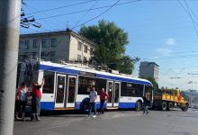 Photo of foto | Atenție, chișinăuieni! Centrul Capitalei, blocat de troleibuze