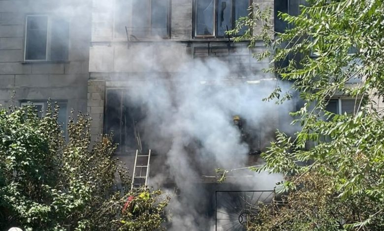 Photo of foto | Incendiu în sectorul Botanica al capitalei. Cinci persoane au fost evacuate dintr-un apartament