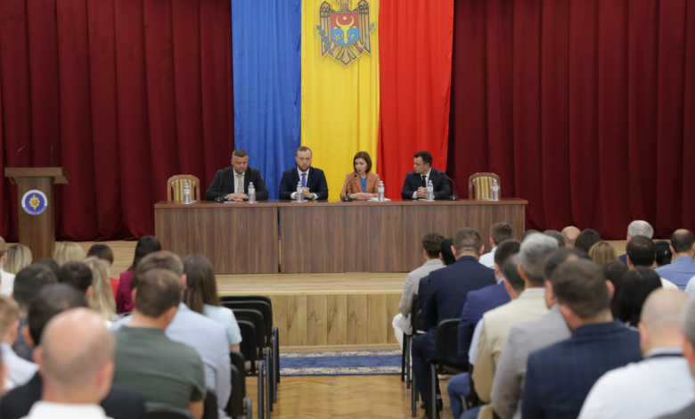 Photo of Noul șef al SIS, prezentat efectivului în prezența Maiei Sandu. Alexandru Musteață și-a anunțat prioritățile în funcție