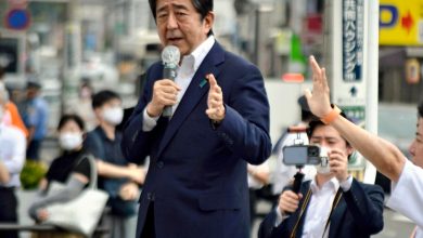 Photo of video | Momentul în care ex-premierul Japoniei, Shinzo Abe, este împuşcat în timp ce ține un discurs