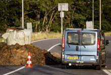 Photo of foto | Fermierii olandezi au blocat autostrăzile cu bălegar. Iată care este motivul