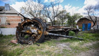 Photo of O agenție de turism din Ucraina organizează tururi ghidate prin orașele bombardate