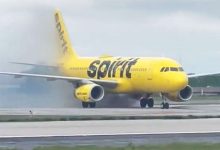 Photo of video | Un avion cu pasageri a luat foc pe un aeroport din SUA