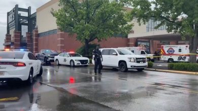 Photo of Trei oameni au fost uciși după ce un bărbat a tras cu arma într-un mall din SUA, Indiana