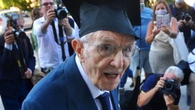 Photo of video | Cel mai în vârstă student din Italia a obţinut diploma de master. Bărbatul a terminat studiile cu note maxime