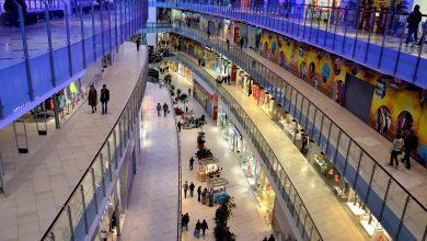 Photo of Rusia reînvie „shop-urile” sovietice: Magazine cu bunuri importate din Occident și plata în valută pentru diplomații străini