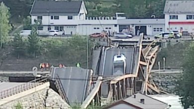 Photo of foto | Un pod rutier s-a prăbușit în Norvegia. Mașinile au căzut în râu