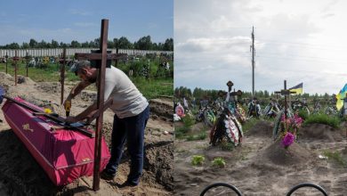 Photo of foto | La Bucea au început înmormântările victimelor care nu au putut fi identificate. Ce scrie pe crucile victimelor torturate de ruși