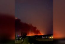 Photo of video | Noi explozii la granița ruso-ucraineană. Rușii din două comune au fost evacuați după ce un depozit de muniție a luat foc