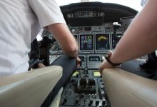 Photo of Doi piloți Air France s-au luat la bătaie în cabina de pilotaj în timpul unui zbor