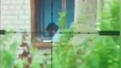 Photo of video | Un lunetist a ucis un soldat rus care stătea la fereastră. Imagini cu impact emoțional