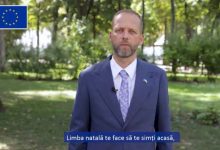 Photo of video | De Ziua Limbii Române, Ambasadorul UE în R. Moldova a recitat poezia „Dorul și limba”