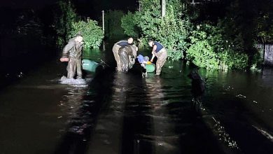 Photo of Rușii bombardează un baraj din Donețk pentru a inunda regiunea și a bloca avansul trupelor ucrainene