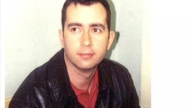 Photo of „Escrocul de pe Netflix”, arestat în Belgia. A inspirat două filme, după ce făcut o avere fabuloasă pretinzând că e spion MI5