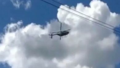 Photo of video | Momentul îngrozitor în care pilotul unui elicopter pierde controlul și se prăbușește