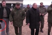 Photo of video | Putin nu pleacă de acasă fără „servieta nucleară”. Detaliul care a atras atenția tuturor în timpul unei vizite