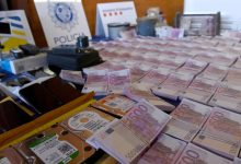 Photo of Bancnotele de 500 de euro de o „înaltă calitate”: Ce a dat de gol cea mai mare rețea de falsificatori de bani din Europa